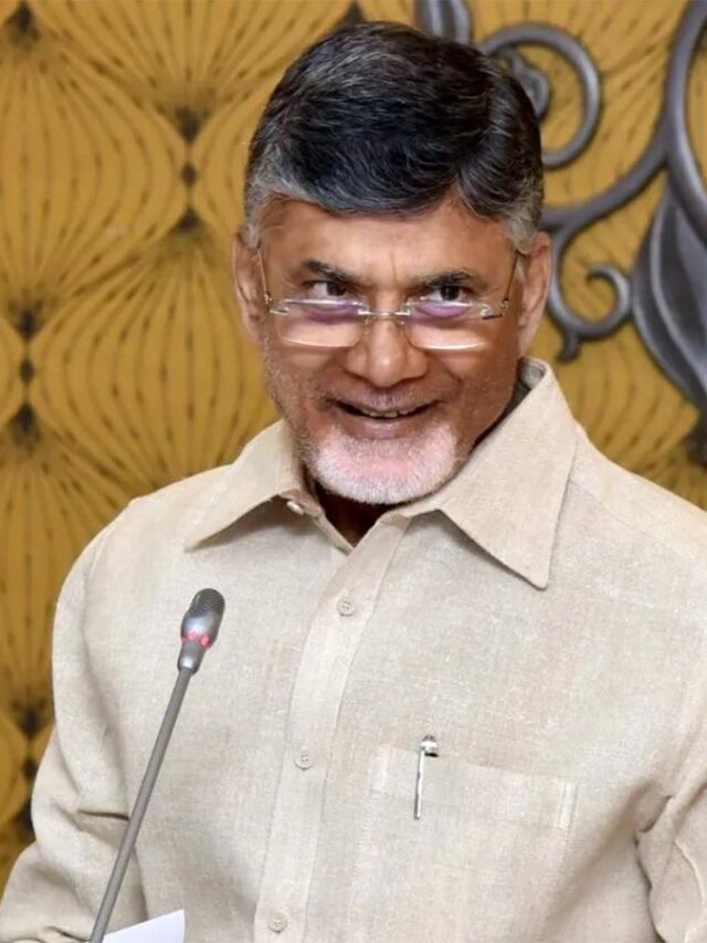 ఇందుకే కదా బాబులని జనం నమ్మనిది!!