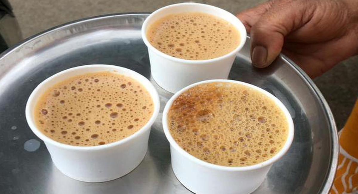 టీ ఎక్కువగా తాగేవాళ్లకు షాకింగ్ న్యూస్.. ఇలాంటి ప్రమాదకరమైన సమస్యలు వస్తాయా?