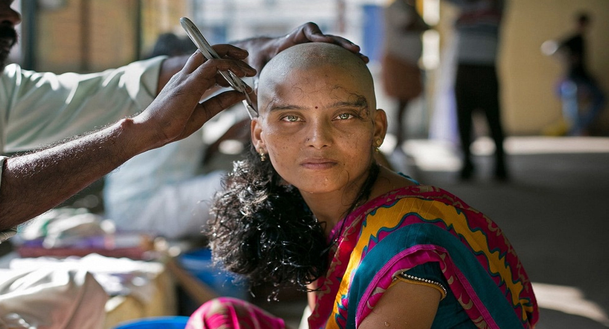 స్త్రీలు మొక్కుబడిగా దేవుళ్ళకు తలనీలాలు సమర్పించవచ్చా.. శాస్త్రం ఏం చెబుతోంది?