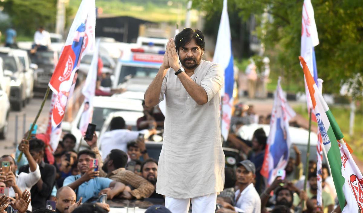 జనసేన.! సినీ అభిమానుల హంగామా తప్ప.!