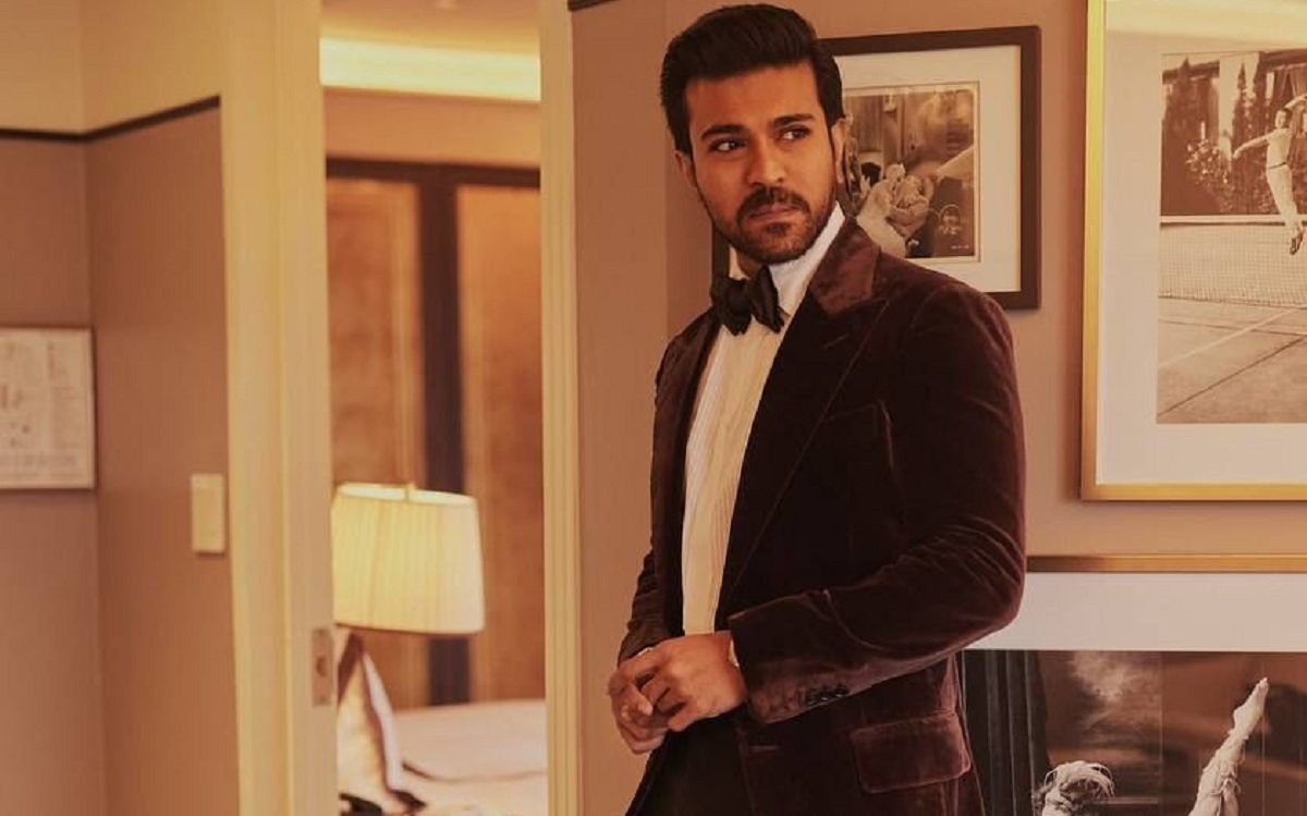 ముగ్గురు హీరోయిన్లతో రామ్ చరణ్ రొమాన్స్.!