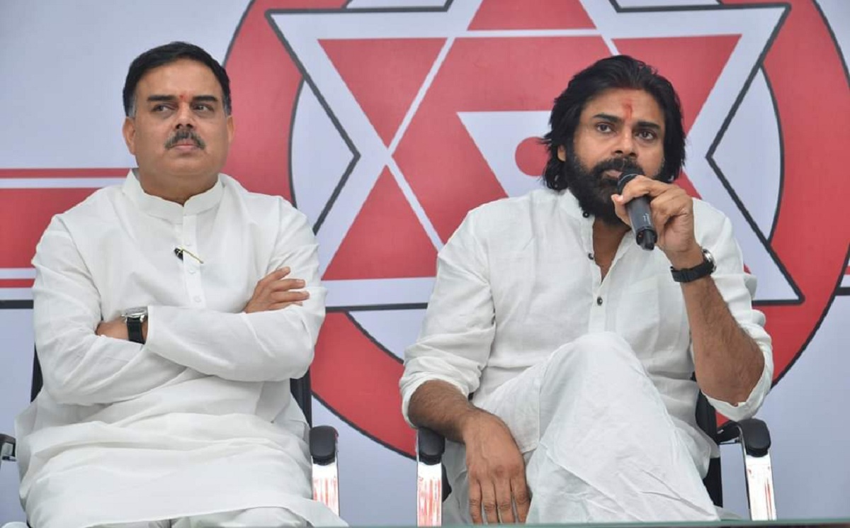 పది సీట్లు రావడం కష్టమా.? జనసేనలో కొత్త భయం.!