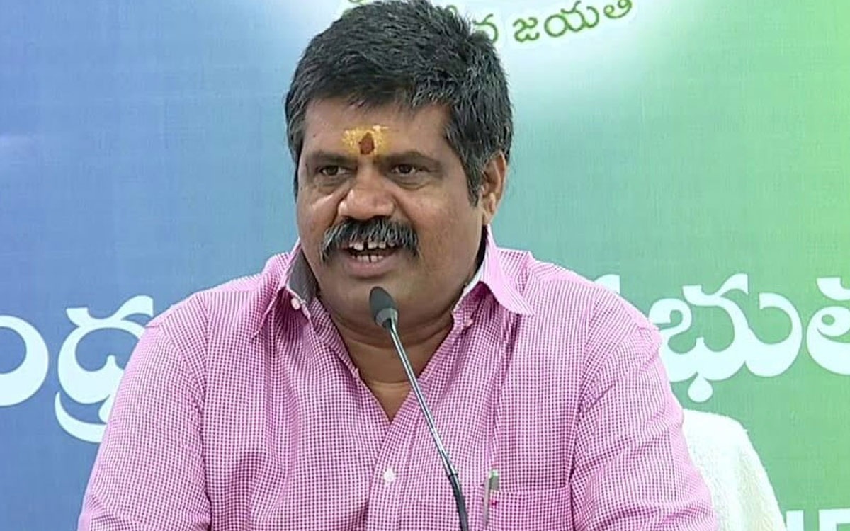 వైసీపీని టెన్షన్ పెడుతున్న ప్రజారాజ్యం ఫస్ట్ ఎమ్మెల్యేలు!