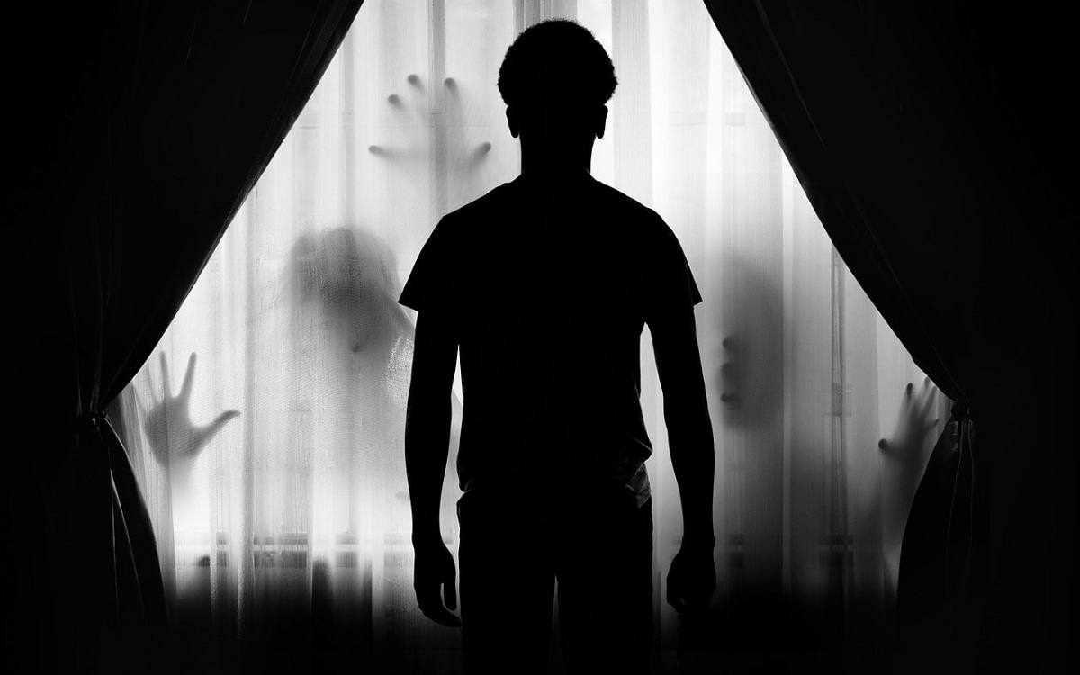 తిట్లొస్తాయ్.! డబ్బులొస్తాయ్.! పరువు పోగొట్టుకోవాల్సిందే.!