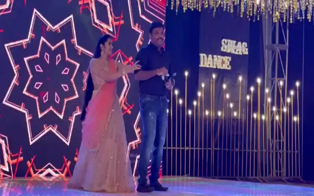 రాజకీయ నాయకులు డాన్సులేయకూడదా.?