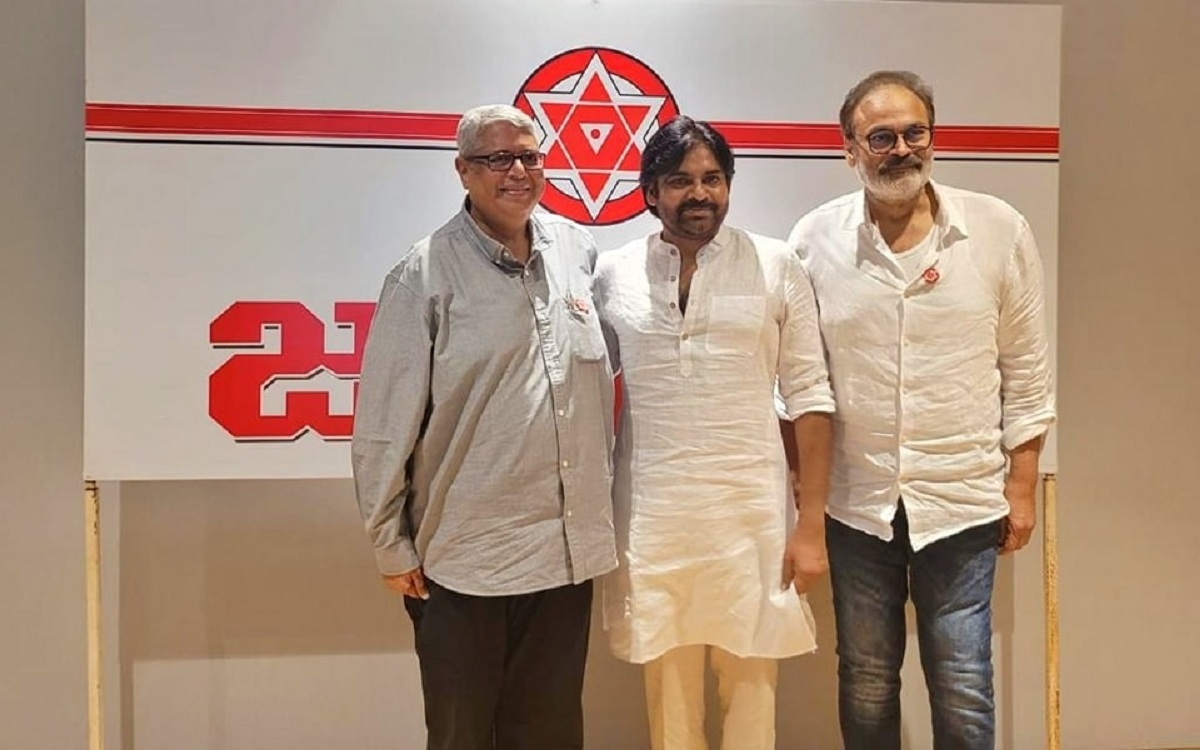 పవన్ కీలక నిర్ణయం… పెదవి విరుస్తున్న సైనిక్స్!