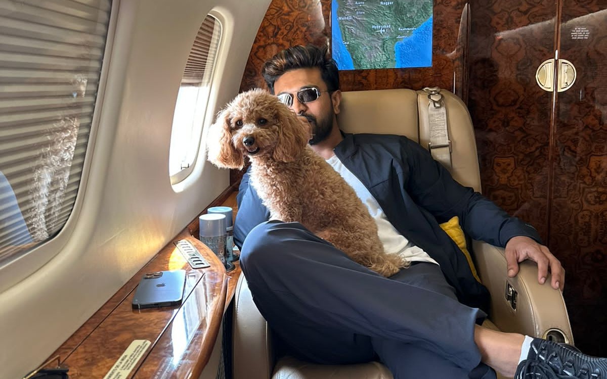 ఇంటర్నెట్‌ని బ్రేక్‌ చేస్తున్న రామ్‌చరణ్‌ – రైమ్‌: నేషనల్‌ పెట్‌ డే