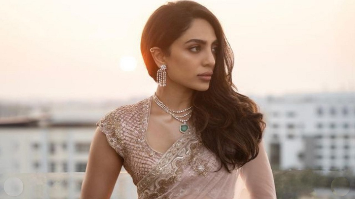 సమంతని చూసి కన్నీళ్లు పెట్టుకున్న శోభిత