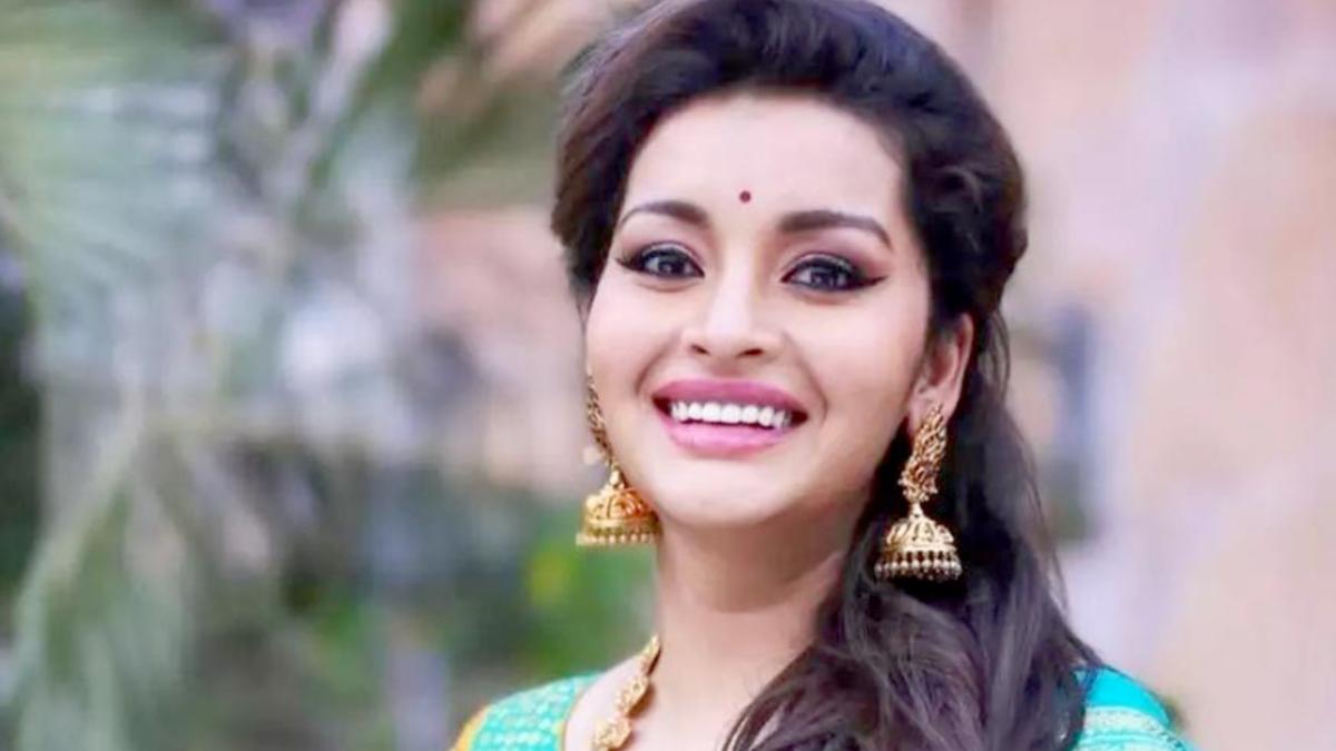 “బాహుబలి” సినిమాపై రేణూ దేశాయ్ ఆసక్తికర పోస్ట్ వైరల్.!