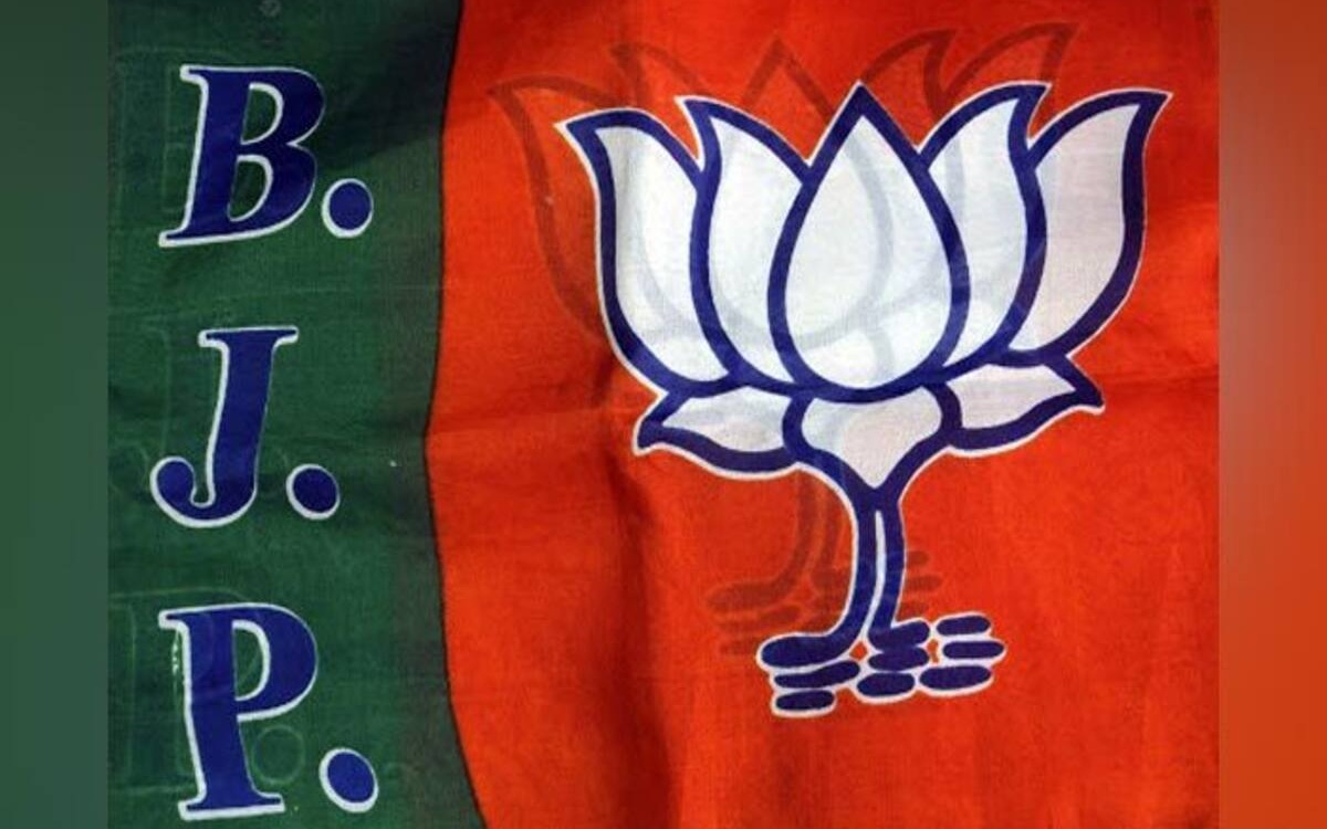 కమలం… కైండ్లీ రెస్పాండ్ ప్లీజ్!