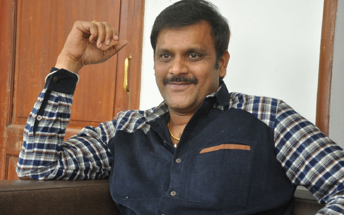 ఫ్యామిలీ చూసే సినిమా లేదనే లోటుని రామబాణం భర్తీ చేస్తుంది: డైరెక్టర్ శ్రీవాస్‌