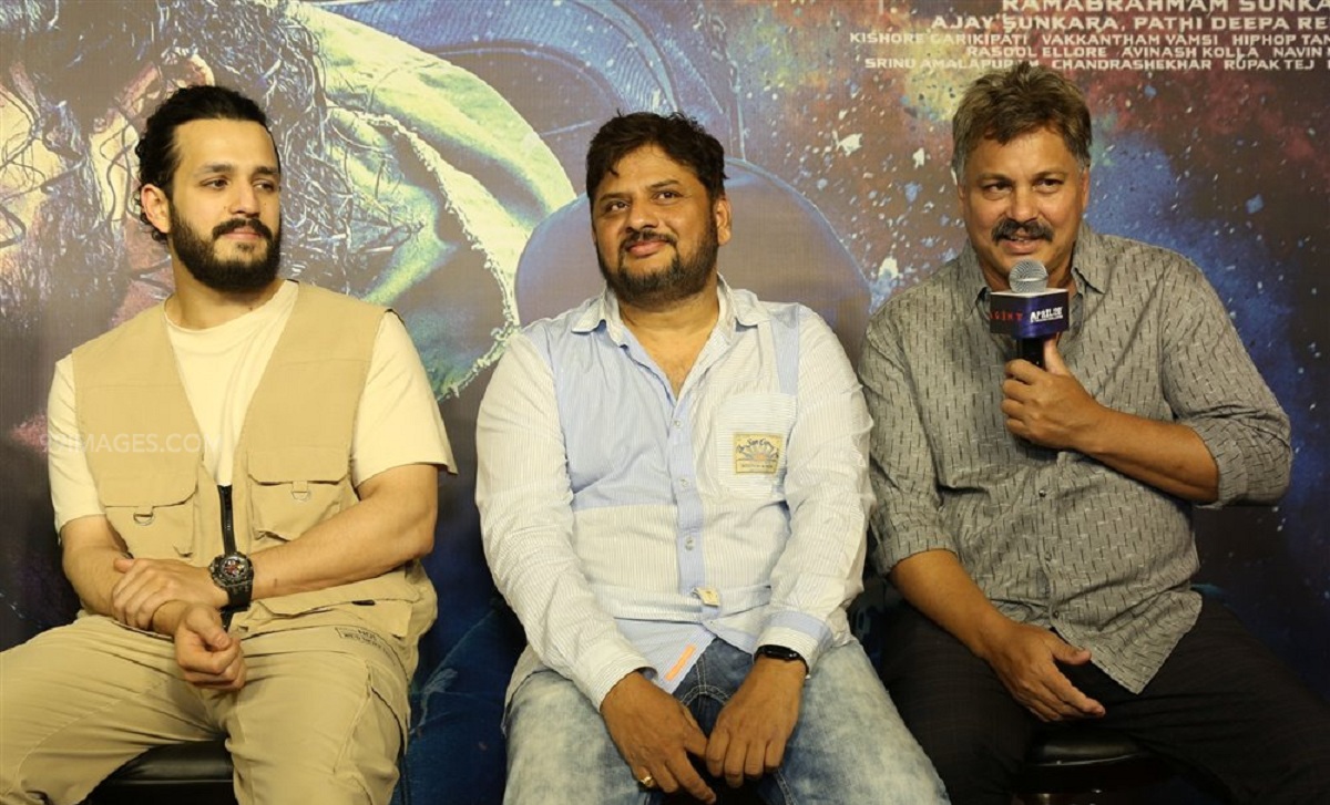 ‘ఏజెంట్’ డిజాస్టర్.! సురేందర్ రెడ్డి ఒప్పుకోలేదా.?