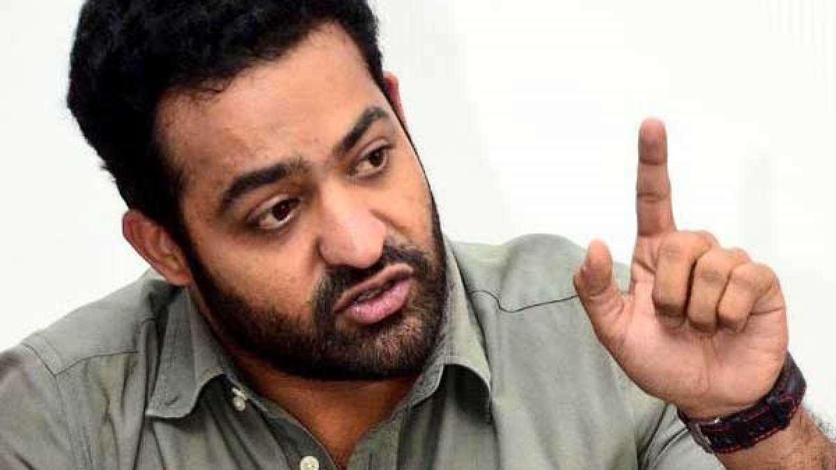 యంగ్ టైగర్ ఎన్టీయార్ సీరియస్.! చీవాట్లు తప్పేలా లేవ్.!