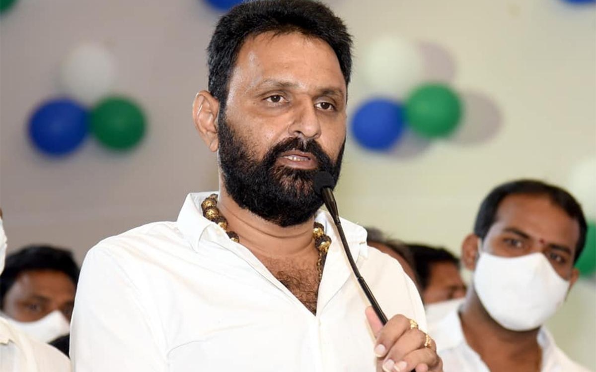 ఎన్టీఆర్ జయంతి స్పెషల్: కొడాలి వీర ఉతుకుడు!