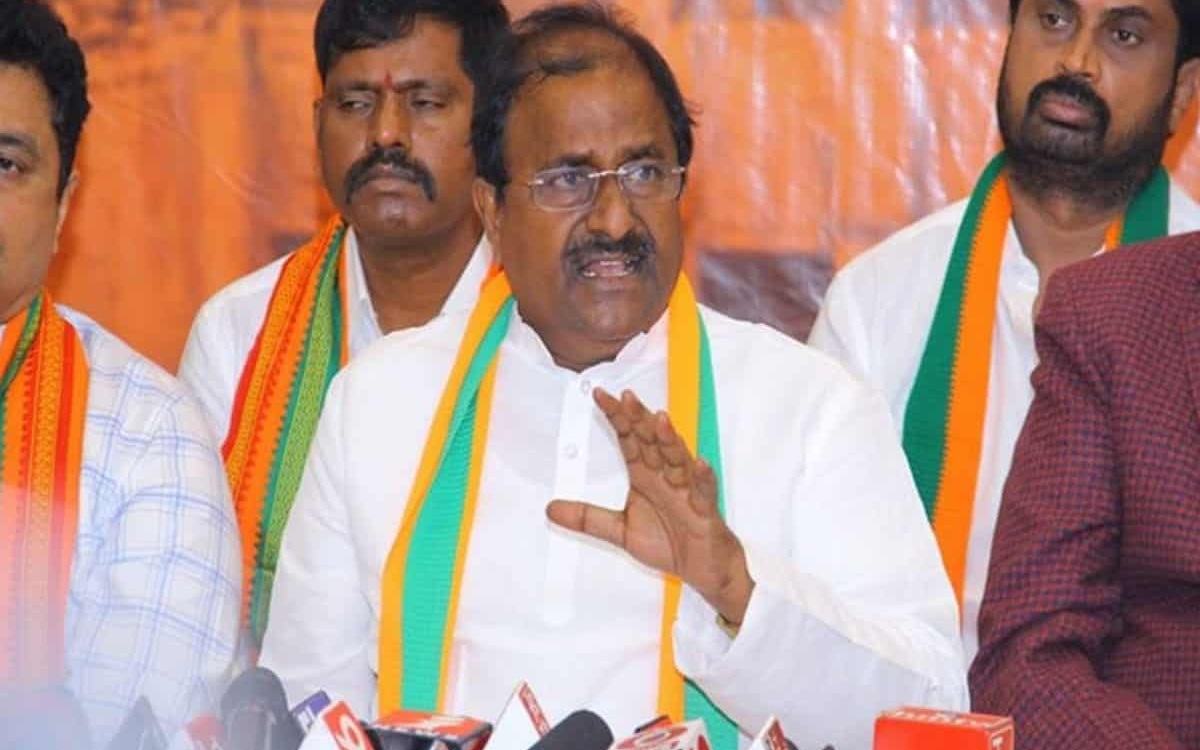 వెళ్లిపోవాలని నిర్ణయించుకున్నవారిని అధికారికంగా సాగనంపుతున్న సోము!
