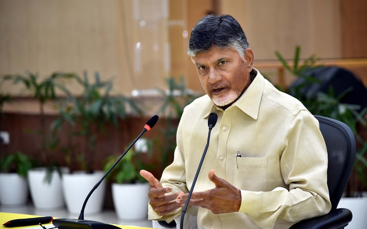 యాంకర్ అత్యుత్సాహం… చంద్రబాబు బలి!