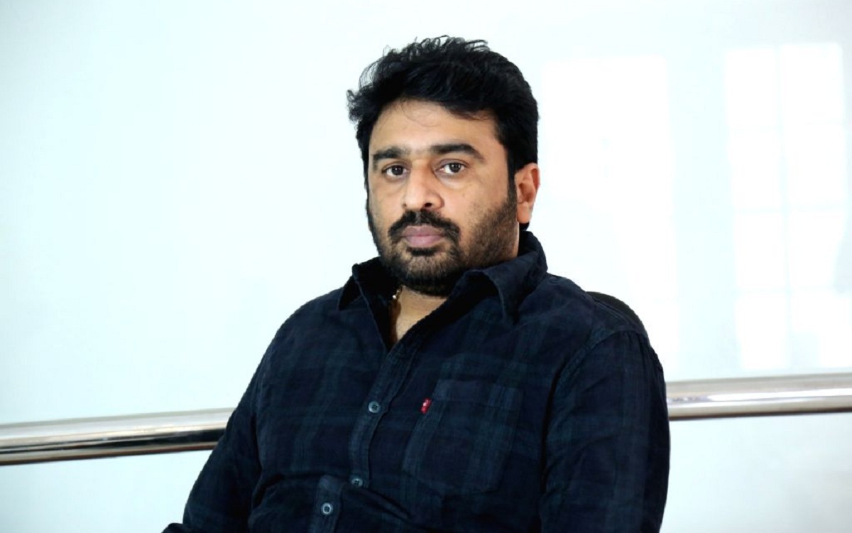 రావణాసుర డైరెక్టర్ పై దారుణమైన ట్రోల్స్..!