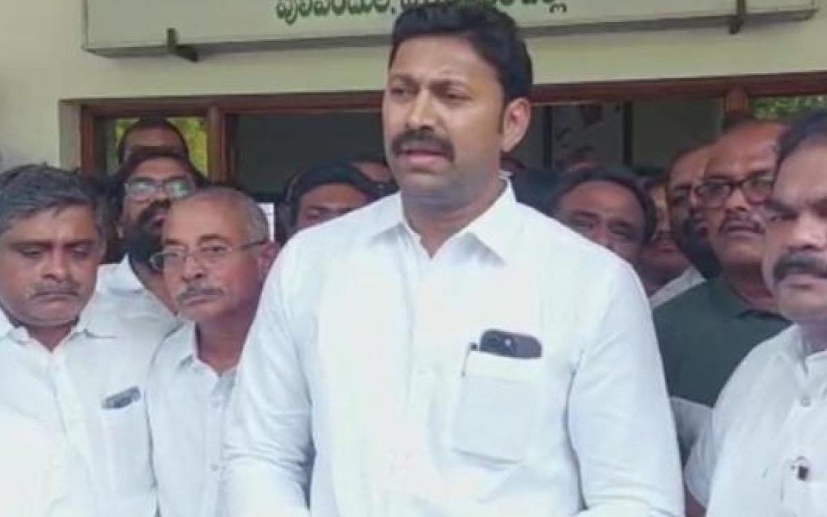 వైఎస్ అవినాశ్ రెడ్డి అరెస్టు అట.! మళ్ళీ కొత్త ఆట.!