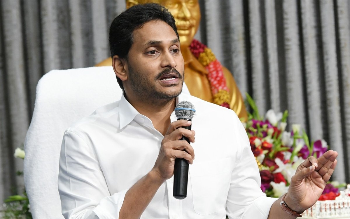 సహాయ నిరాకరణ ఎదుర్కొంటున్న వైఎస్ జగన్.?