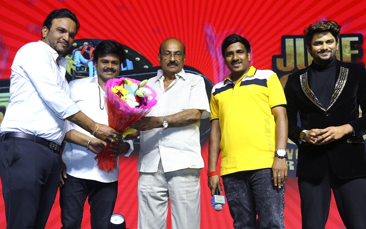 ‘అన్ స్టాపబుల్’ ప్రీ రిలీజ్ ఈవెంట్ లో చిత్ర యూనిట్