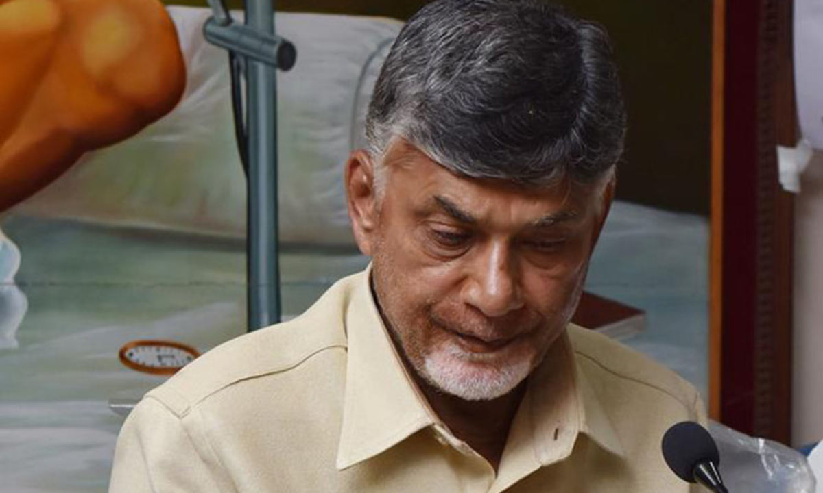 బూటు కాళ్లతో బాబు చేసిన పనులు.. వాటి ఫలితాలు ఇవి!