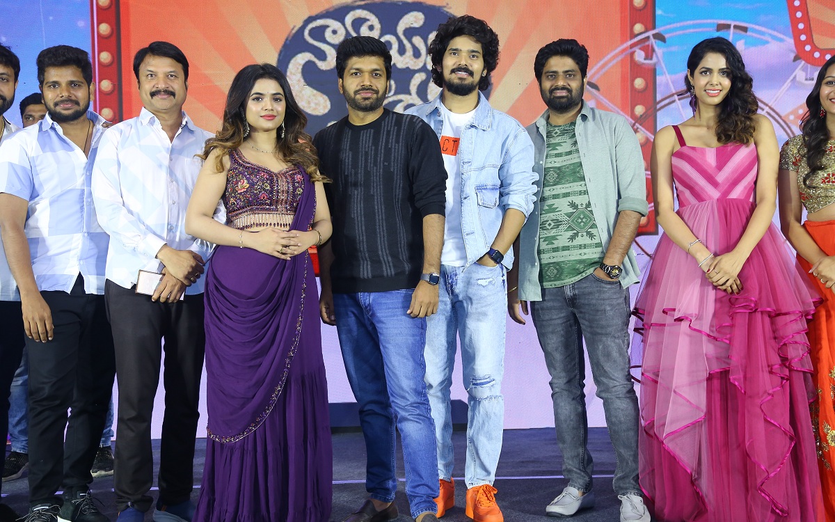 ‘నారాయణ అండ్ కో’ ప్రీరిలీజ్ ఈవెంట్ లో డైరెక్టర్ అనిల్ రావిపూడి