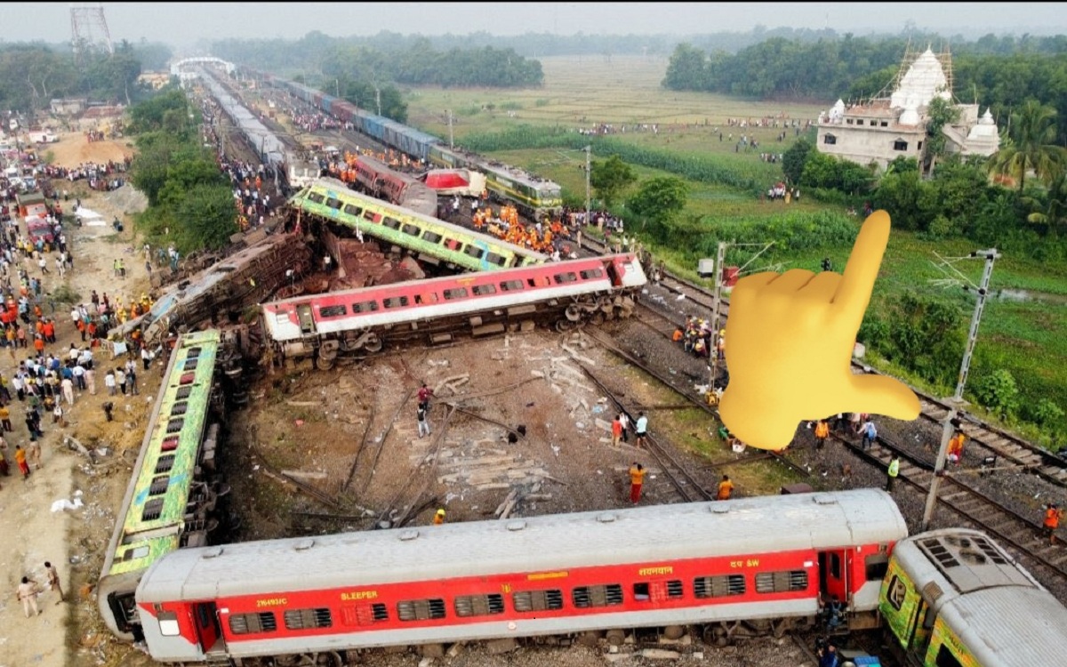 కొత్త రచ్చ: ప్రమాద ఘటన పక్కనే మసీదు..!