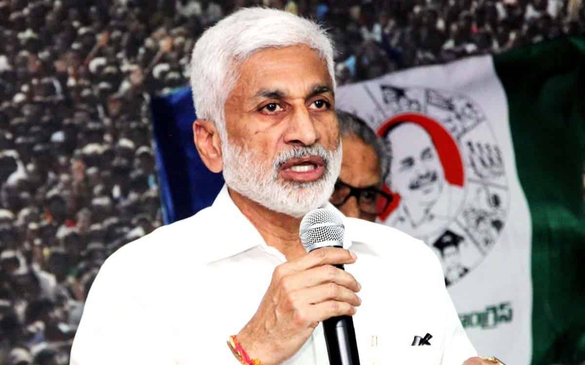 విజయసాయిరెడ్డి ట్వీట్ల ఆంతర్యమేంటి.?