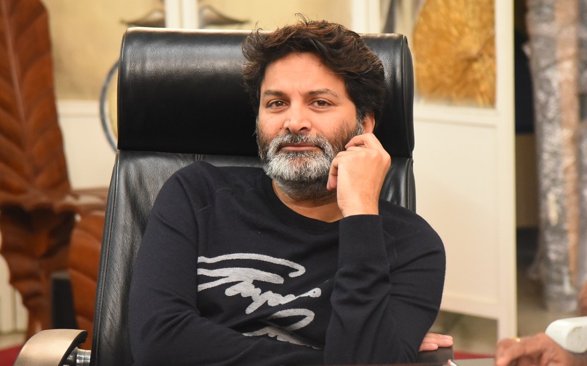 మాటల మాంత్రికుడి పాన్ ఇండియా హీరో ఎవరో?