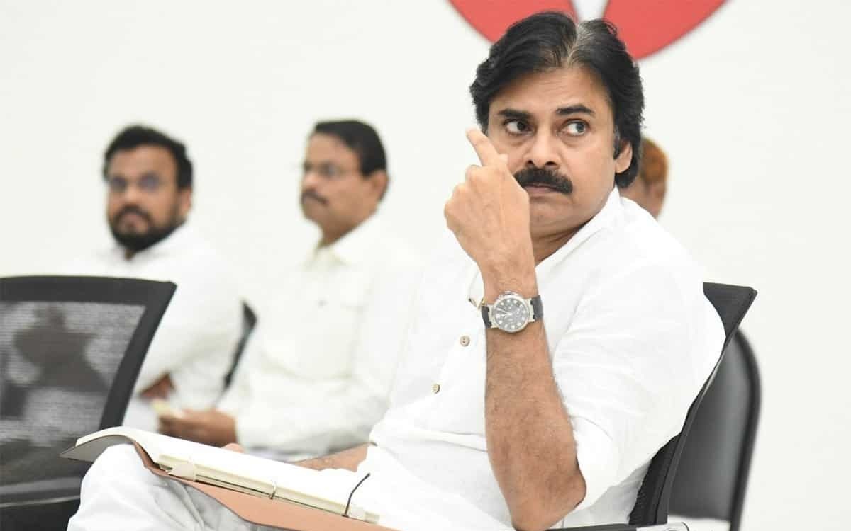 పొత్తులపై జనసేనాని పవన్ కళ్యాణ్ రివర్స్ గేర్.!