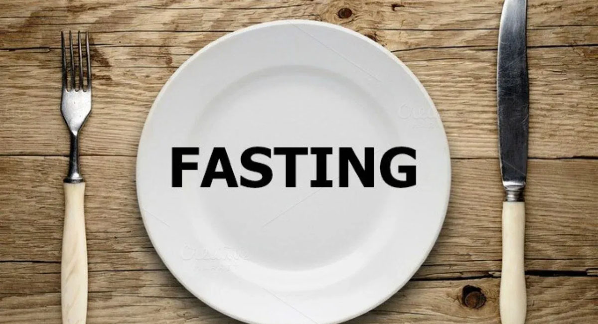వారానికి ఒకరోజు ఉపవాసం చేస్తే ఇన్ని లాభాలా.. ఆ సమస్యలు దూరమవుతాయా?