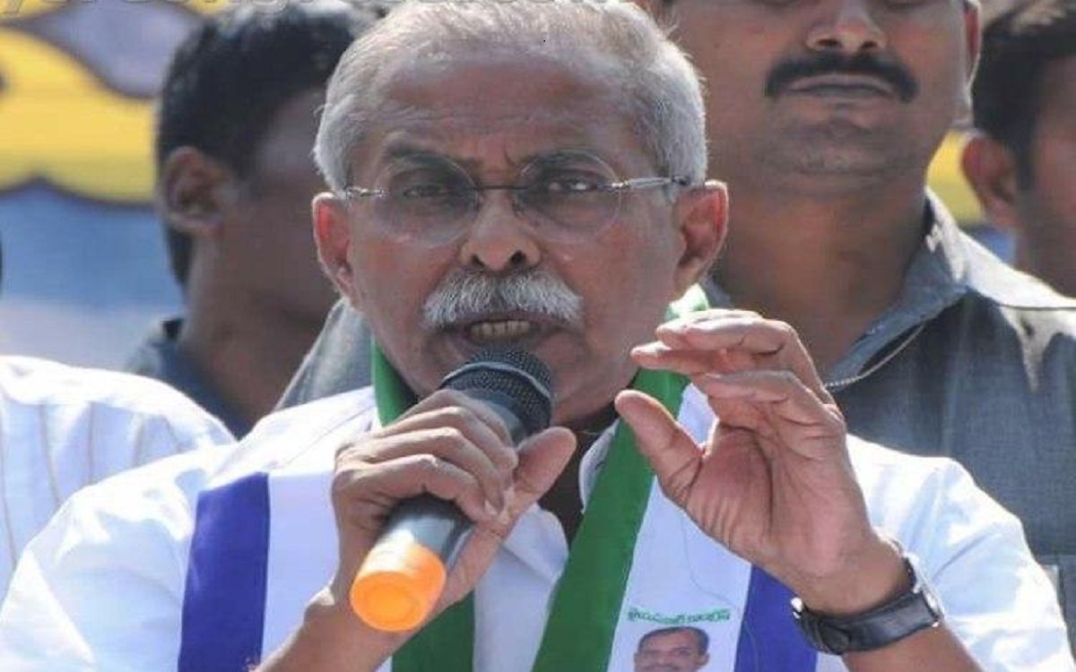 వైఎస్ వివేకా డెత్ మిస్టరీ.! కడప ఎంపీ సీటు.!