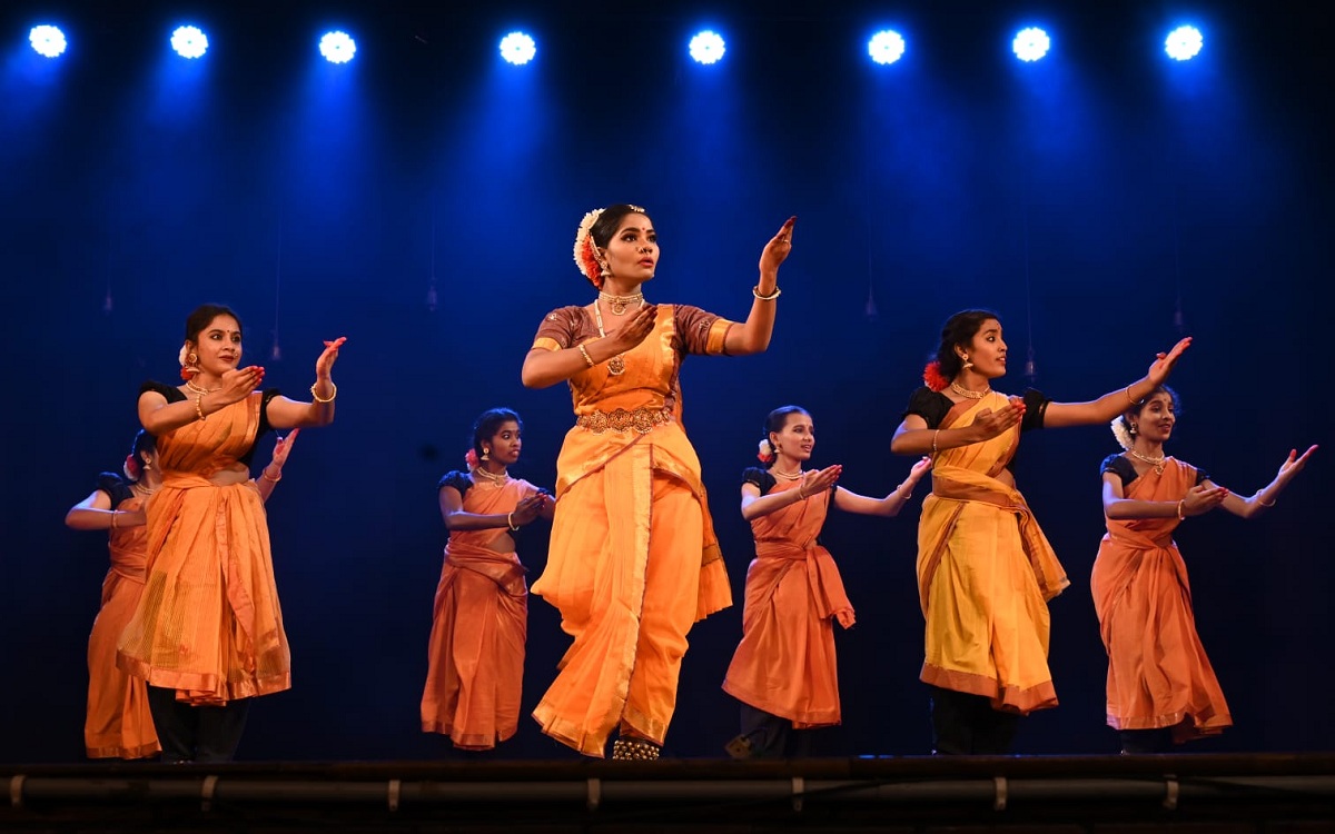 రవీంద్ర భారతిలో వెంపడప్ప లక్ష్మి స్వతంత్ర ప్రవేశం నిర్వహించిన నిష్రింకల డ్యాన్స్ అకాడమీ