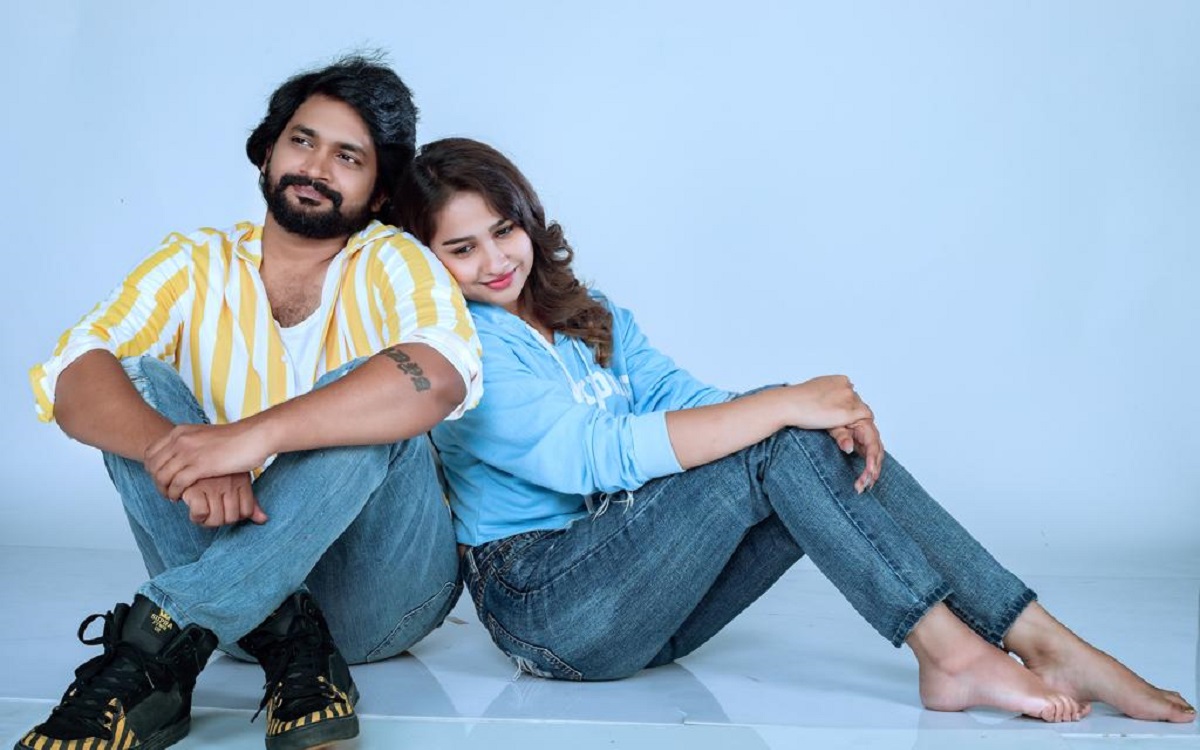 “రాజుగారి అమ్మాయి నాయుడుగారి అబ్బాయి” నుండి లిరికల్ సాంగ్ విడుదల