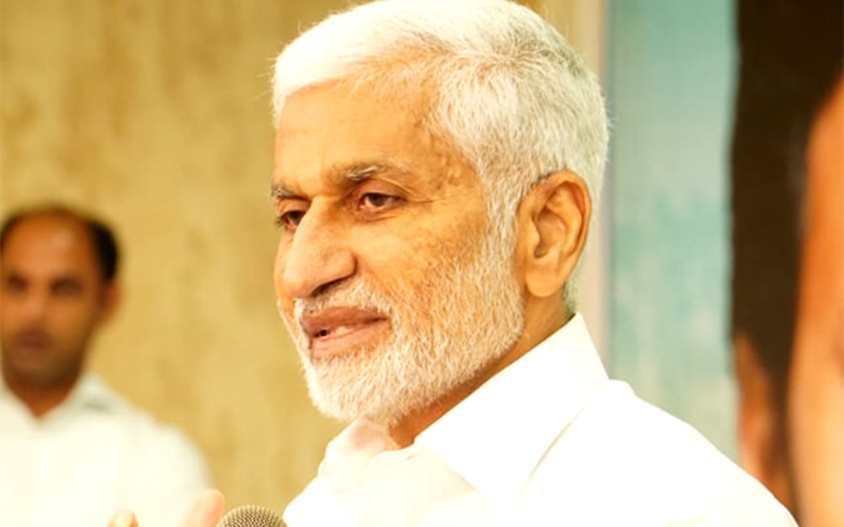 కదిలించిన సాయిరెడ్డి ట్వీట్స్… వెన్నుపోటు పొడిచింది ఒక్కరే కాదా?