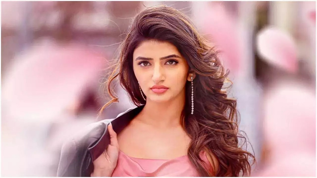 అది తగ్గించుకోమంటే కుదరదంటోన్న శ్రీలీల.!