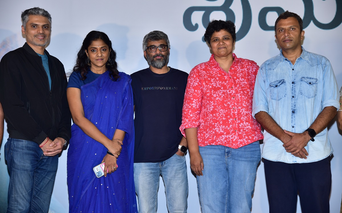 ‘కుమారి శ్రీమతి’ ఫ్యామిలీ అంతా కలిసి ఎంజాయ్ చేసే సిరీస్: హను రాఘవపూడి