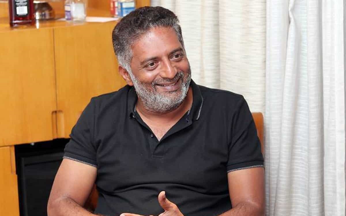 వరుస ట్వీట్లతో వాయిస్తున్న ప్రకాశ్ రాజ్… టార్గెట్ క్లియర్!