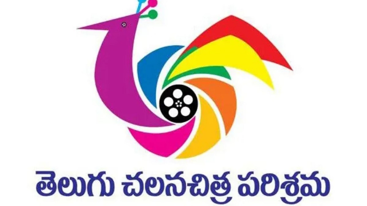 టాలీవుడ్ సేఫ్ పొలిటికల్ గేమ్.!