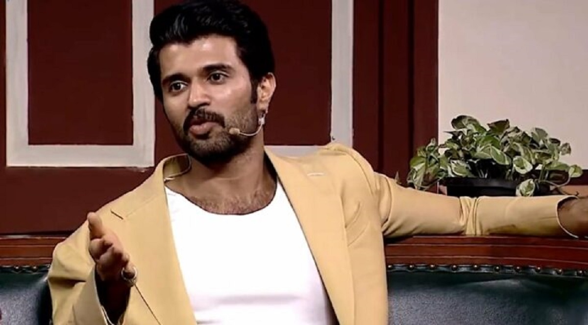 డబ్బులెక్కడినుంచి వస్తున్నాయ్ విజయ్.?