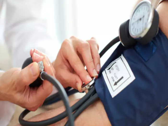 బీపీకి సులువుగా చెక్ పెట్టే ఇంటి చిట్కాలు ఇవే.. ఇలా చేస్తే మళ్లీ సమస్య రాదంటూ?