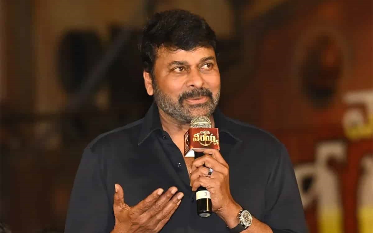 చిరంజీవితో చెయ్యడానికి రెడీయేగానీ.!
