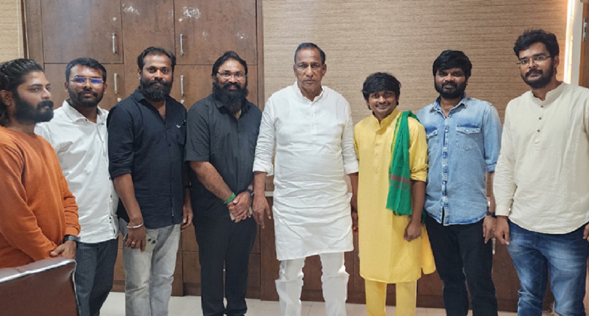 కెసిఆర్‌ పేరుతో సినిమా