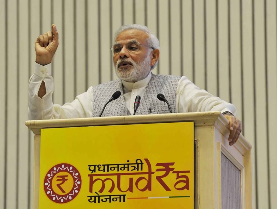 పీఎం ముద్ర యోజన స్కీమ్ గురించి మీకు తెలుసా.. ఈ స్కీమ్ ద్వారా రూ.10 లక్షలు పొందే ఛాన్స్!