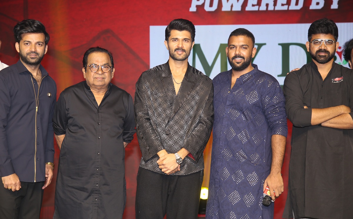 ‘కీడా కోలా’ ఖచ్చితంగా బ్లాక్ బస్టర్ హిట్ అవుతుంది: విజయ్ దేవరకొండ