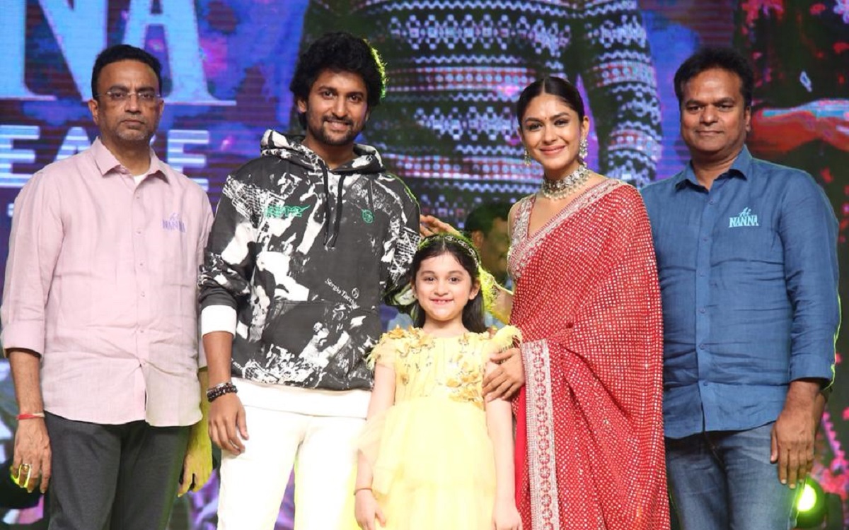 మనందరం తలఎత్తుకొని చాలా గర్వంగా చెప్పగలిగే సినిమా హాయ్ నాన్న: నాని