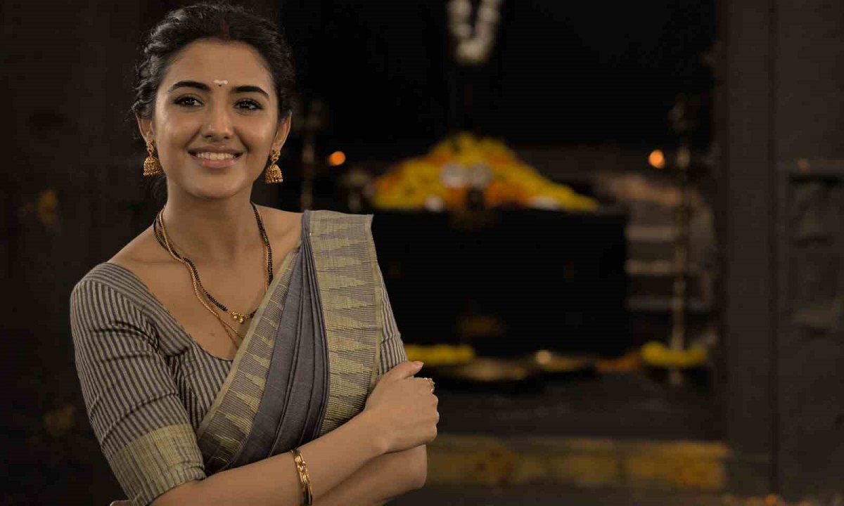 ‘హరోంహర’లో దేవి పాత్ర విడుదల