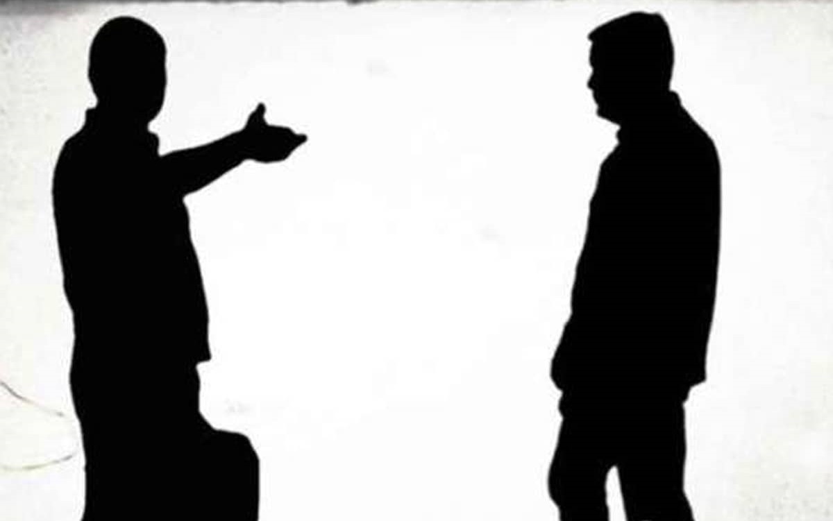 తప్పలేదా.? ఆ హీరో తిరిగిచ్చేశాడా.?