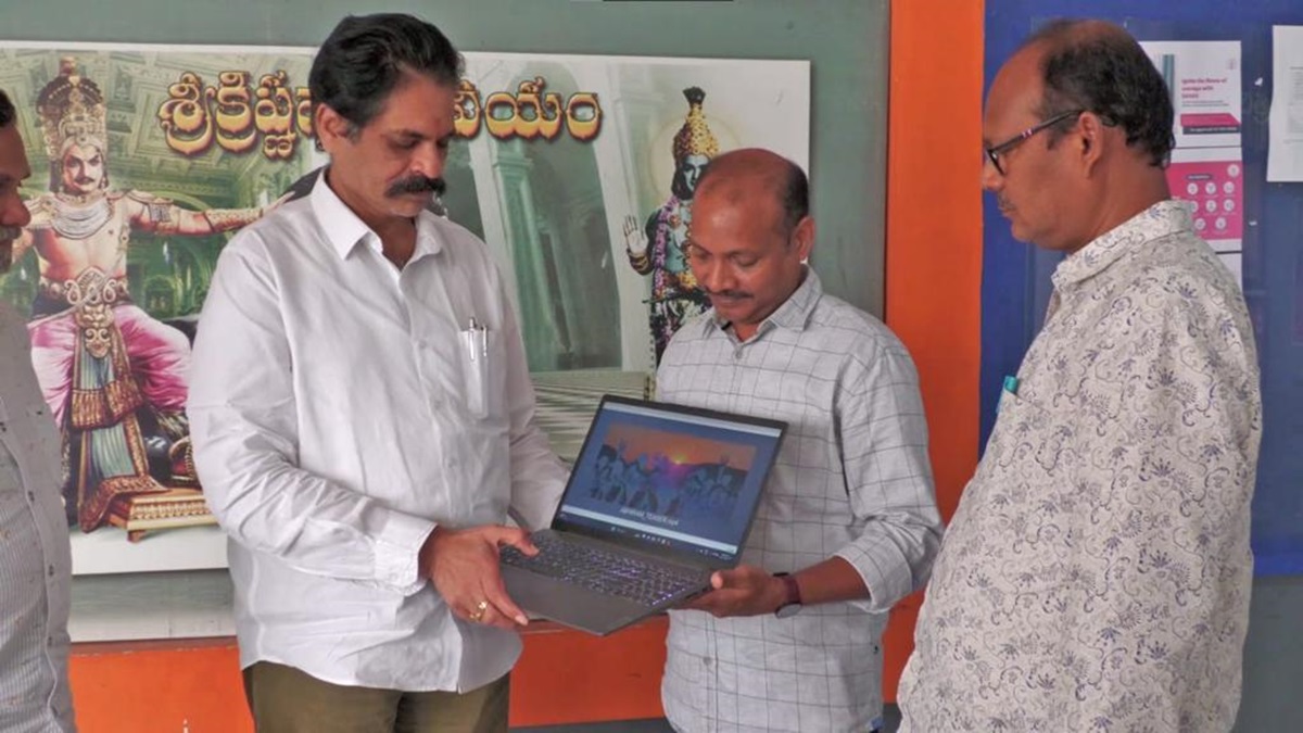 ప్రొడ్యూసర్ ప్రసన్న కుమార్ గారి చేతుల మీదగా అభిరామ్ టీజర్ లాంచ్