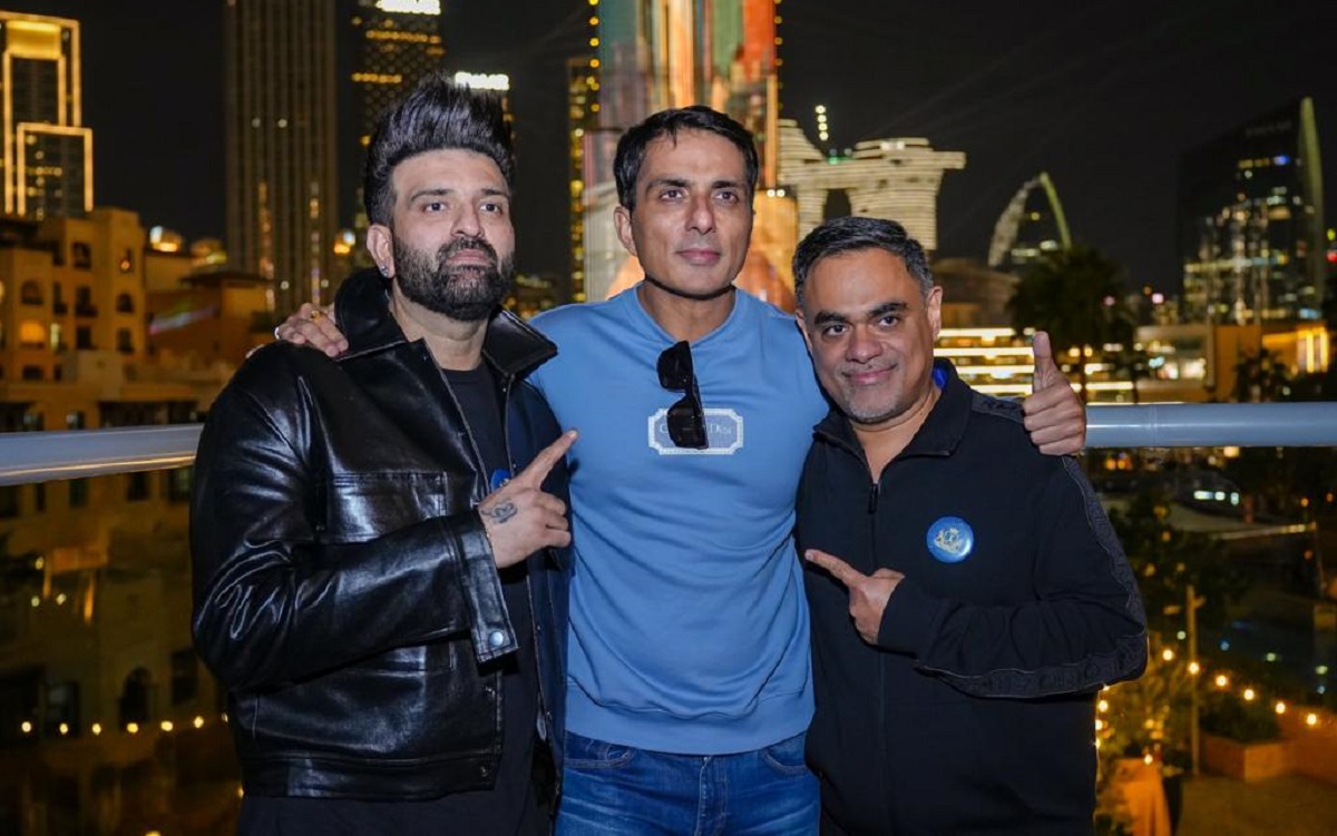 సెలబ్రిటీ క్రికెట్ లీగ్ (CCL) 2024 ప్రోమో బుర్జ్ ఖలీఫాలో గ్రాండ్ గా లాంచ్